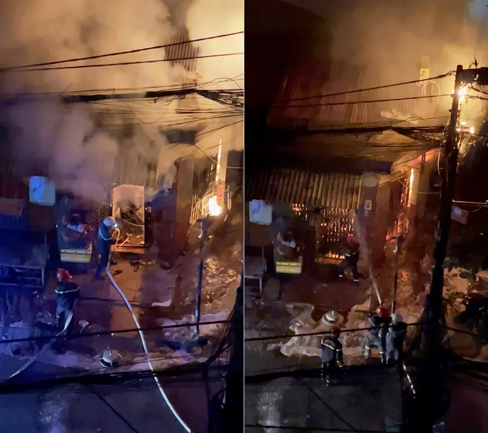 Cảnh sát PCCC sau đó khống chế đám cháy. Ảnh: NT Cảnh sát PCCC sau đó khống chế đám cháy. Ảnh: NT