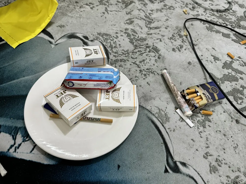 Nhóm nam nữ thanh niên thuê phòng, mua ma túy để ‘bay lắc’ ở Tân Bình