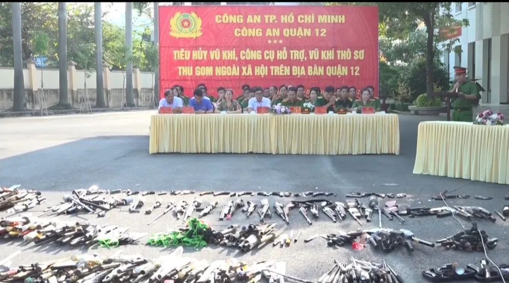 Công an TP.HCM thu gom 103 khẩu súng, hàng ngàn viên đạn trong năm 2023