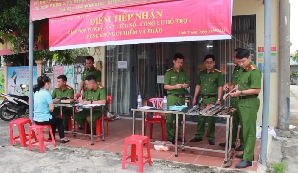 Công an TP.HCM thu gom 103 khẩu súng, hàng ngàn viên đạn trong năm 2023