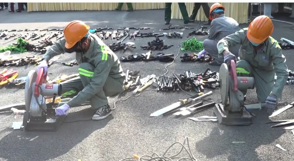 Công an TP.HCM thu gom 103 khẩu súng, hàng ngàn viên đạn trong năm 2023