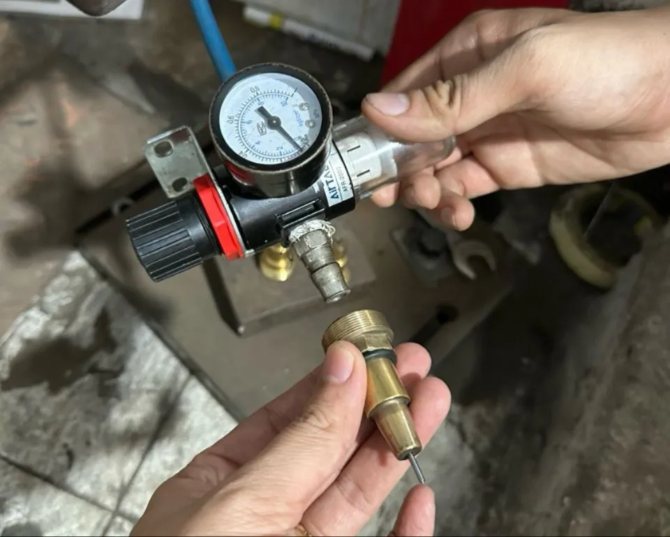 Tạm giam thêm 2 người trong vụ đục số khung, số máy xe gian, ‘phù phép’ thành xe mới