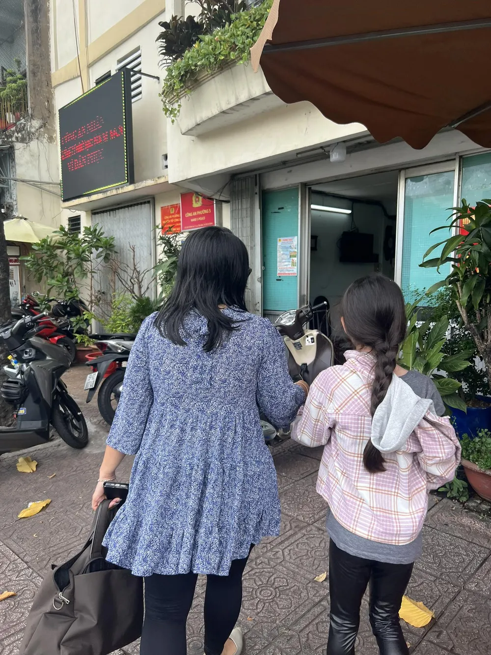 Làm rõ vụ ‘bé gái nước ngoài nghi bị dâm ô’ ở quận Tân Bình