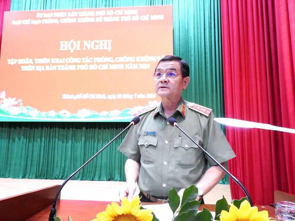 Giám đốc Công an Thành phố phát biểu khai mạc hội nghị. Ảnh: CA Trung tướng Lê Hồng Nam: Không có khủng bố tại TP.HCM trong thời gian qua
