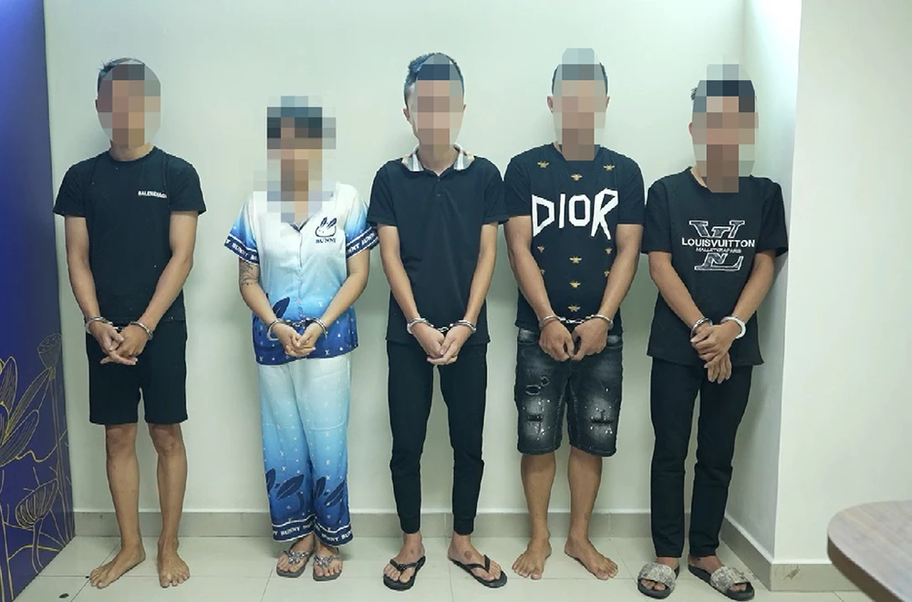 Nhiều thanh thiếu niên trong đường dây ma túy do Công an huyện Bình Chánh triệt phá