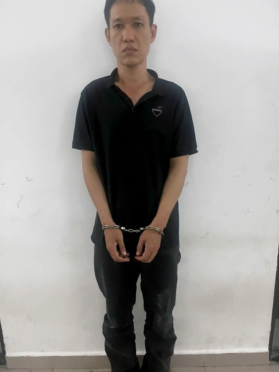 Nghi can chuyên trộm laptop tại các cửa hàng ở TP.HCM bị bắt