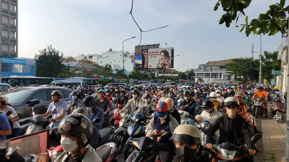 nhieu-duong-o-quan-tan-binh-ket-cung-vi-chay-nha-tren-duong-xuan-hong (3).jpg