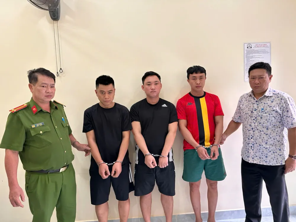 PC02, Công an TP.HCM bắt nhiều nhóm cướp giật