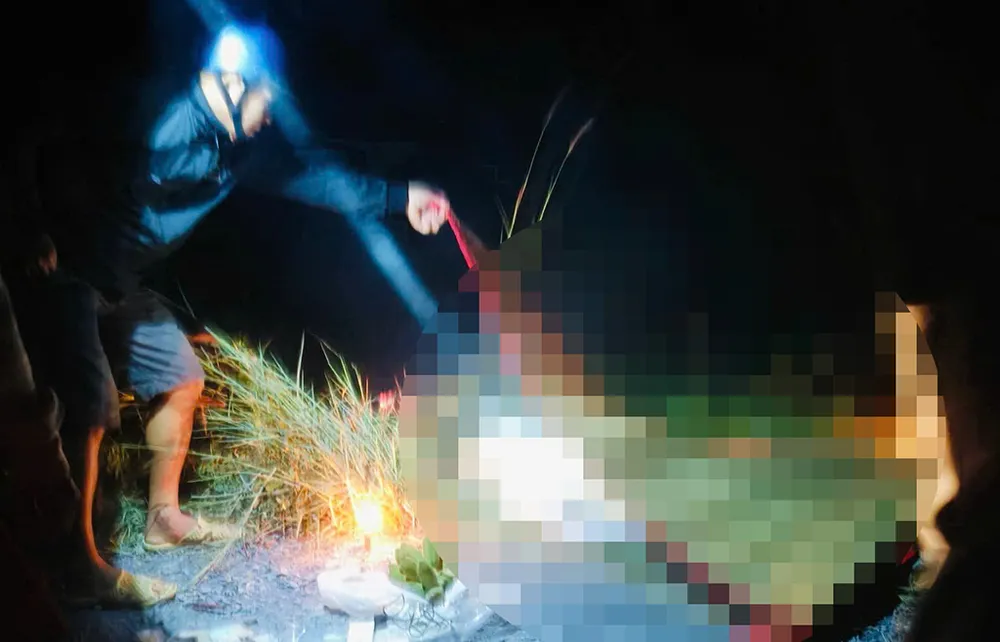 Xe ô tô rơi xuống kênh, người đàn ông 72 tuổi tử vong bên trong