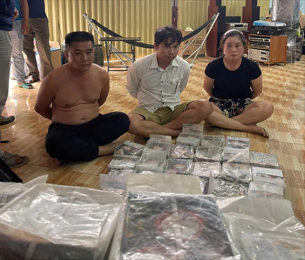 triet-pha-duong-day-ma-tuy-xuyen-quoc-gia-giao-dich-1-500-ti-dong (11).jpg