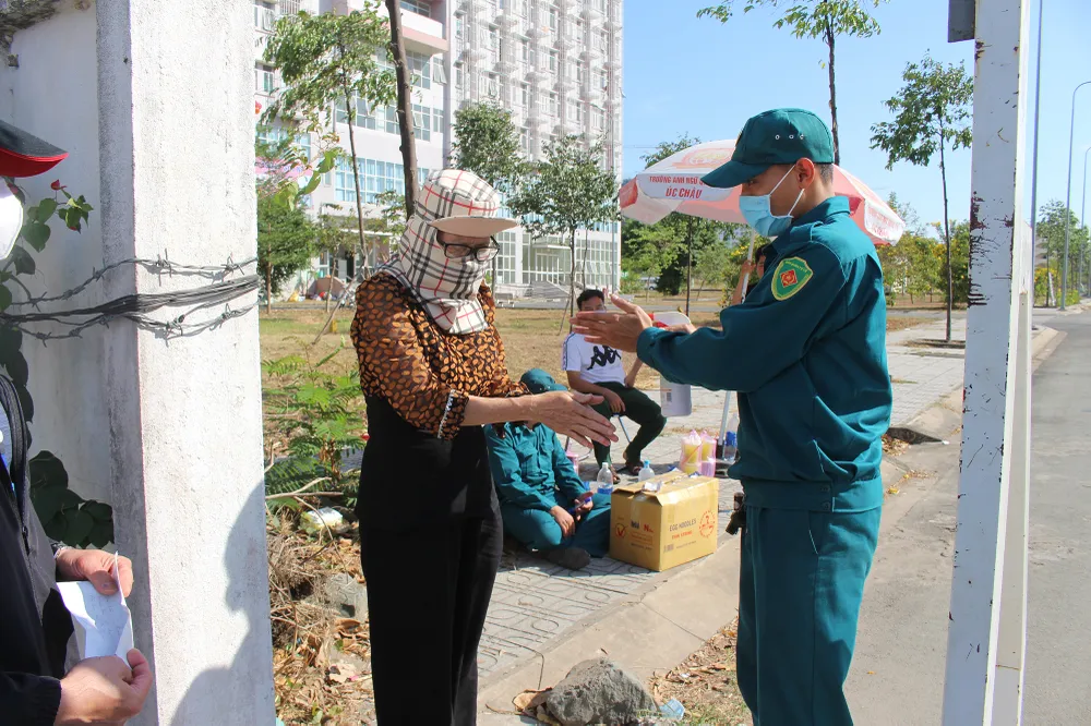 Cận cảnh khu cách ly ký túc xá Đại học Quốc gia TP.HCM ảnh 9