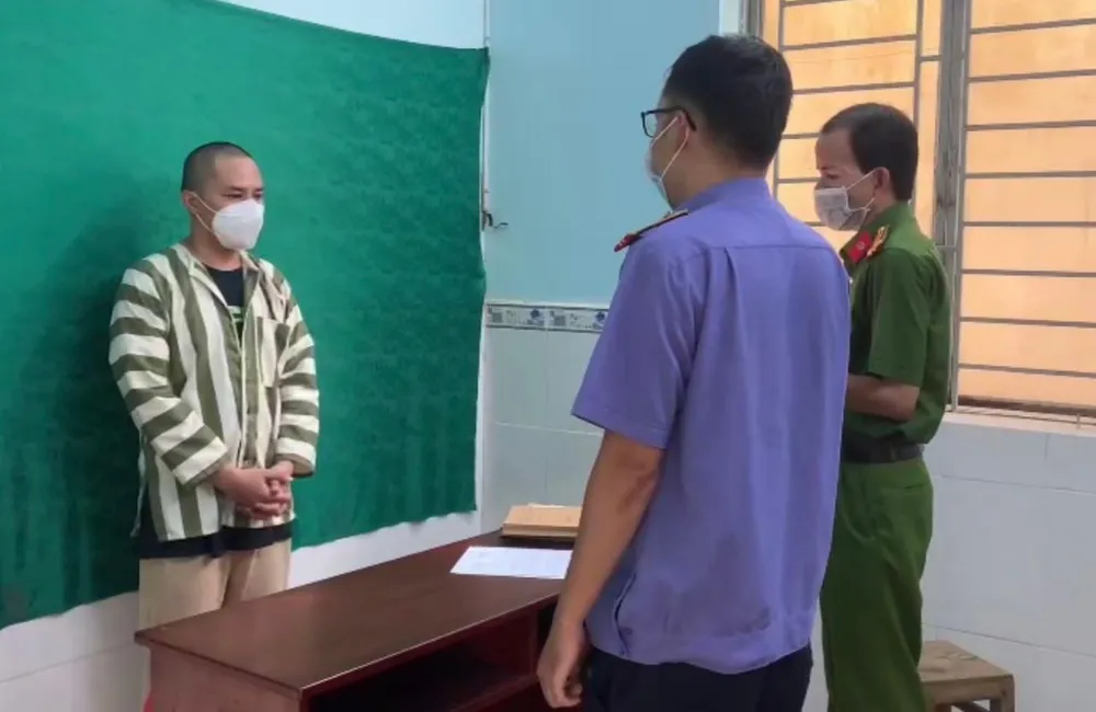 Nguyễn Hoàng Phi thời điểm bị tạm giam. Ảnh: CA Nguyễn Hoàng Phi thời điểm bị tạm giam. Ảnh: CA