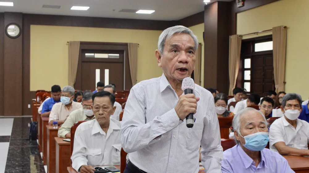 tiep-xuc-cu-tri-quan-1