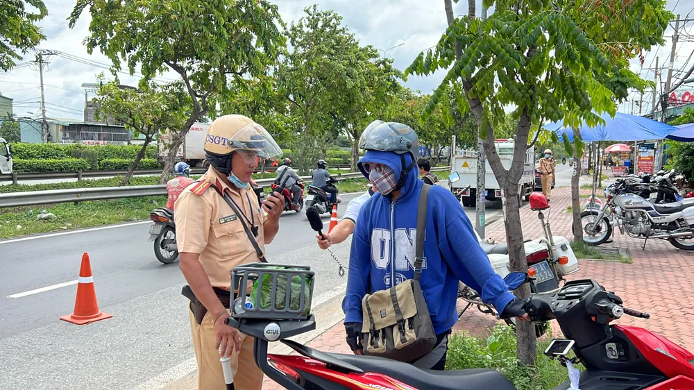 Anh H. vi phạm tốc độ 58/50. Ảnh: NGUYỄN YÊN