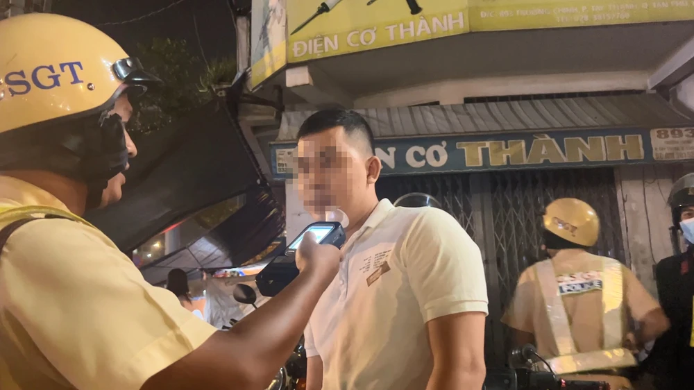 nong-don-con-an-suong (2).jpg