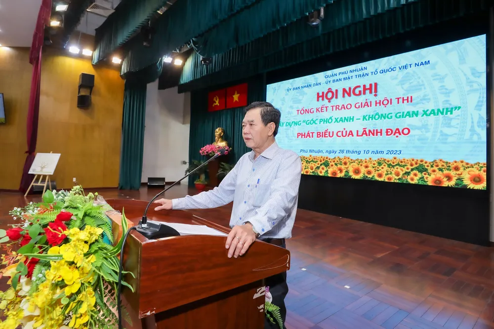 Ông Huỳnh Đăng Linh, Phó Bí thư Thường trực Quận ủy Phú Nhuận phát biểu tại Hội nghị. phat bieu cua lanh dao.jpg