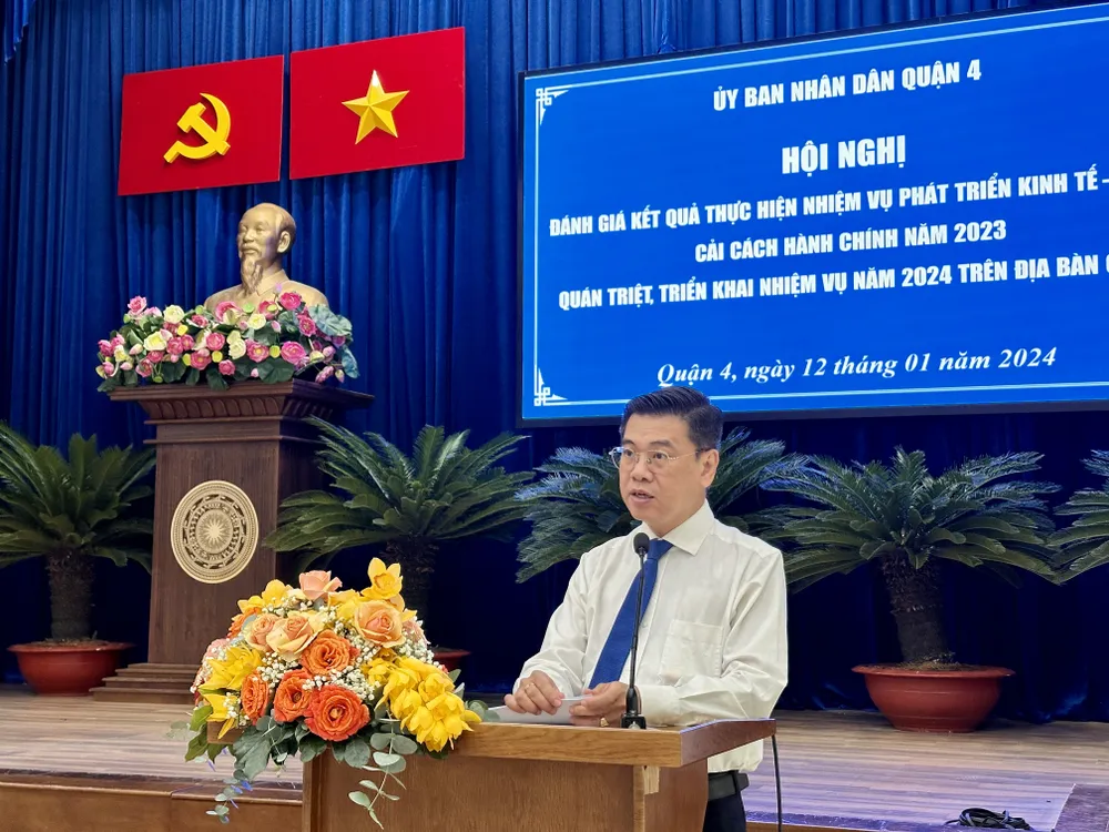 pct-ubnd-tp-nguyen-van-dung-quan-4-gop-phan-tang-truong-kinh-te-thanh-pho-nam-2023-post (1).jpg