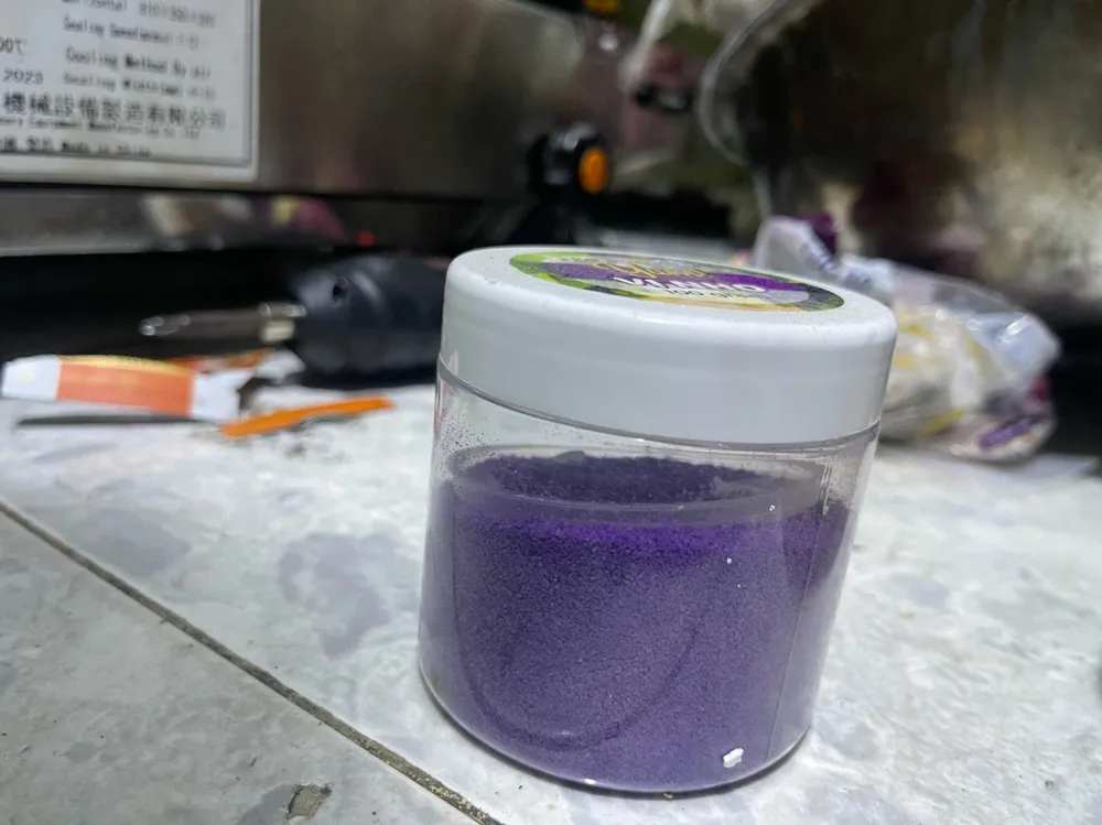 Ma tuý được lực lượng chức năng thu giữ khi khám xét chỗ ở của nhóm này. Ảnh: CA triet-pha-duong-day-van-chuyen-bao-che-mua-ban-trai-phep-chat-ma-tuy-o-tp-hcm (5).jpg
