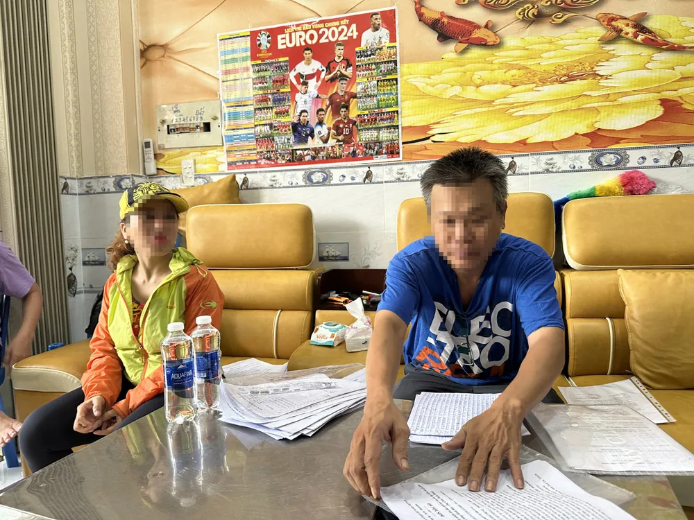 quan-11-hang-chuc-nguoi-khoc-rong-vi-chu-day-hui-37-ty-dong-bien-mat (3).jpg