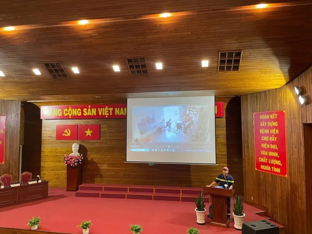 hon-1000-can-bo-benh-vien-cho-ray-tap-huan-ky-nang-phong-ngua-chay-no (1).jpg