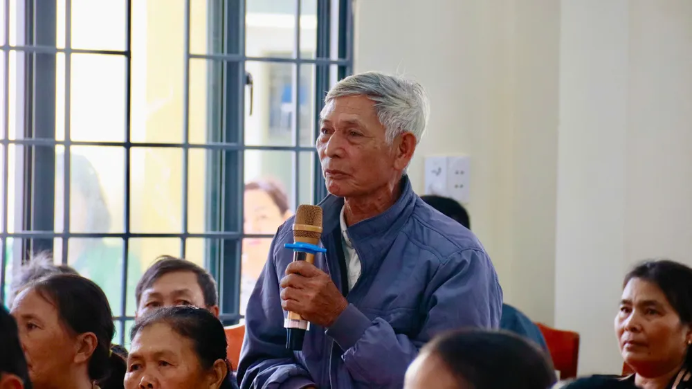 Cử tri Quảng Ngãi yêu cầu phát triển du lịch biển thay vì xả thải xuống biển