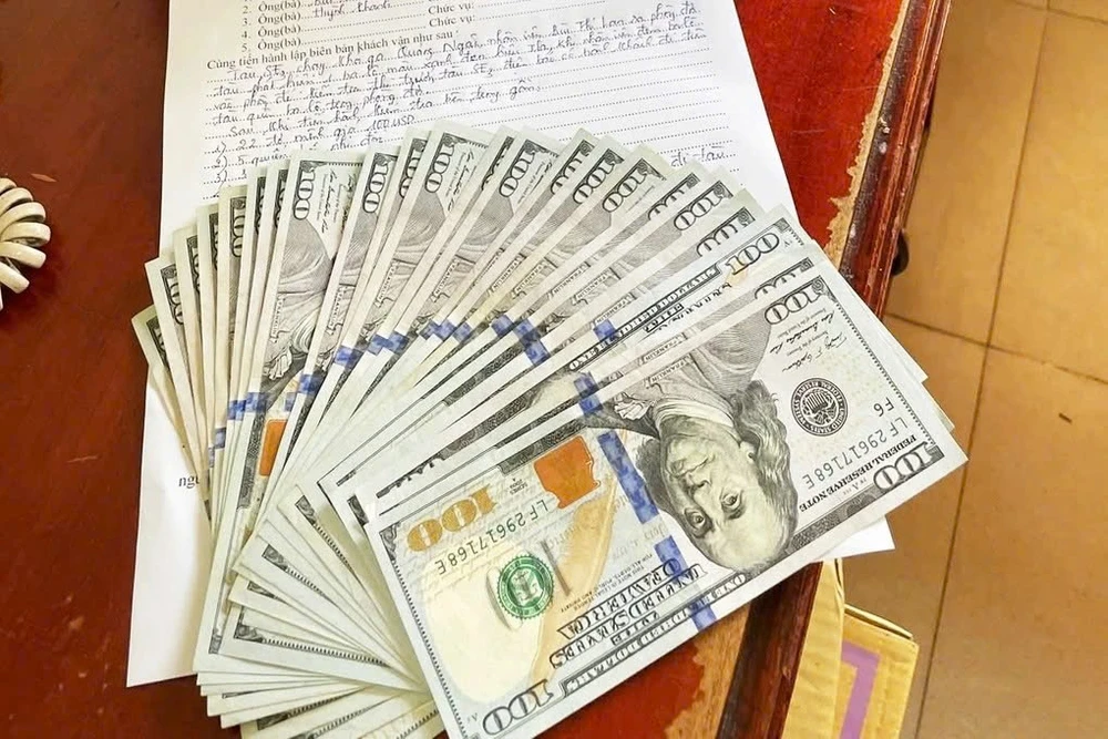 Nữ hành khách bỏ quên ba lô có 2.200 USD ở ga Quảng Ngãi