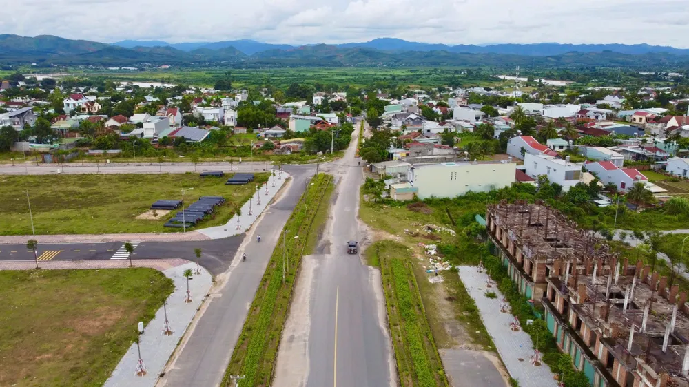 5-nam-doi-mot-doan-duong-2-7km-nguoi-dan-chan-khong-muon-noi (17).jpg