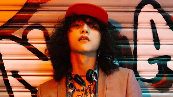 Tạo hình Sơn Tùng M-TP trong MV &quot;There&apos;s no one at all&quot;. Ảnh: M-TP Entertainment