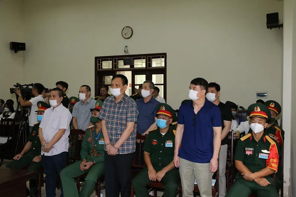 Các bị cáo tại phiên tòa sáng nay. Ảnh: Thông tấn Quân sự Các bị cáo tại phiên tòa sáng nay. Ảnh: Thông tấn Quân sự
