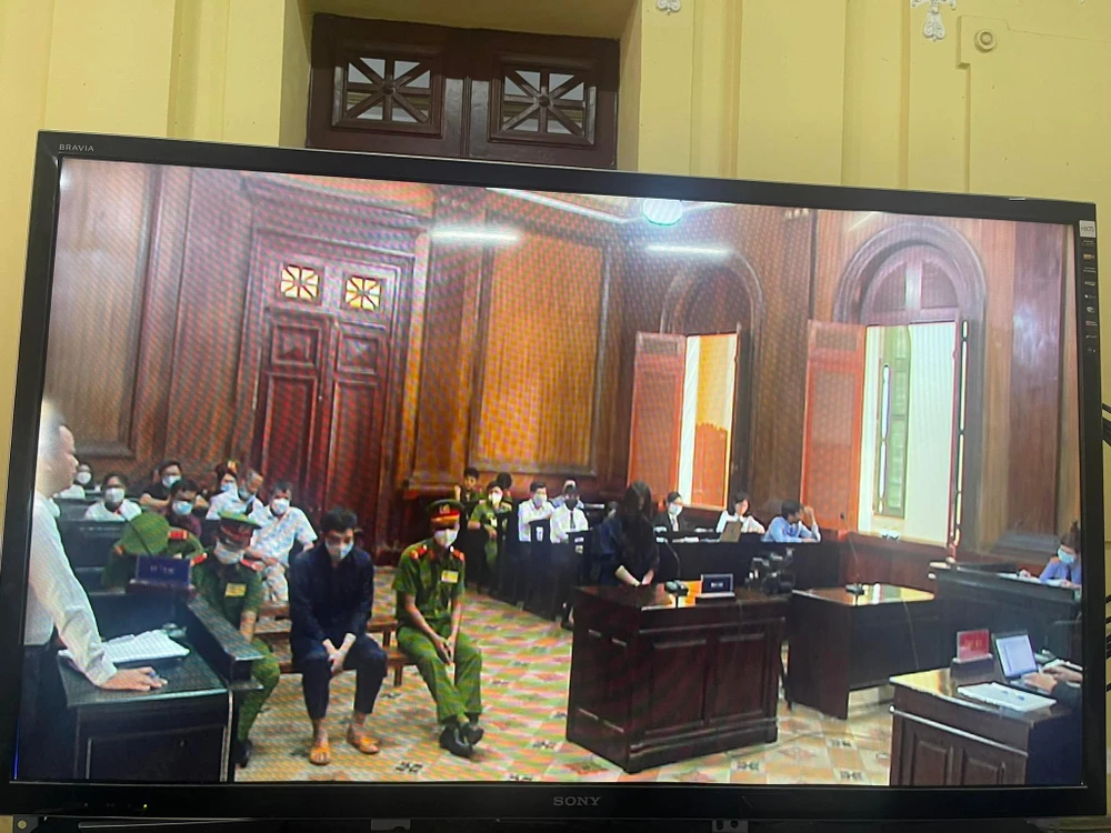 Trang bị VKS đề nghị án tử hình với hai tội, Ảnh: HOÀNG YẾN