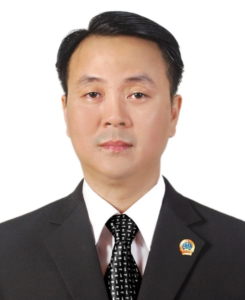 Chánh án Nguyễn Thành Vinh