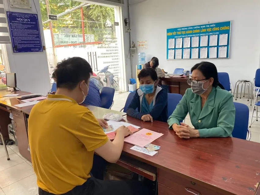 Đề xuất hiệu lực của văn bản công chứng được tính kể từ thời điểm được công chứng viên ký và đóng dấu của tổ chức hành nghề công chứng. hiệu lực của văn bản công chứng