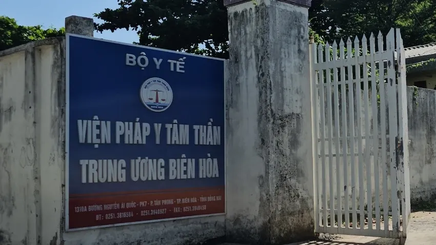 Nhiều bác sĩ, điều dưỡng của Viện Pháp y tâm thần Trung ương Biên Hòa vừa bị bắt. kim bài miễn tử