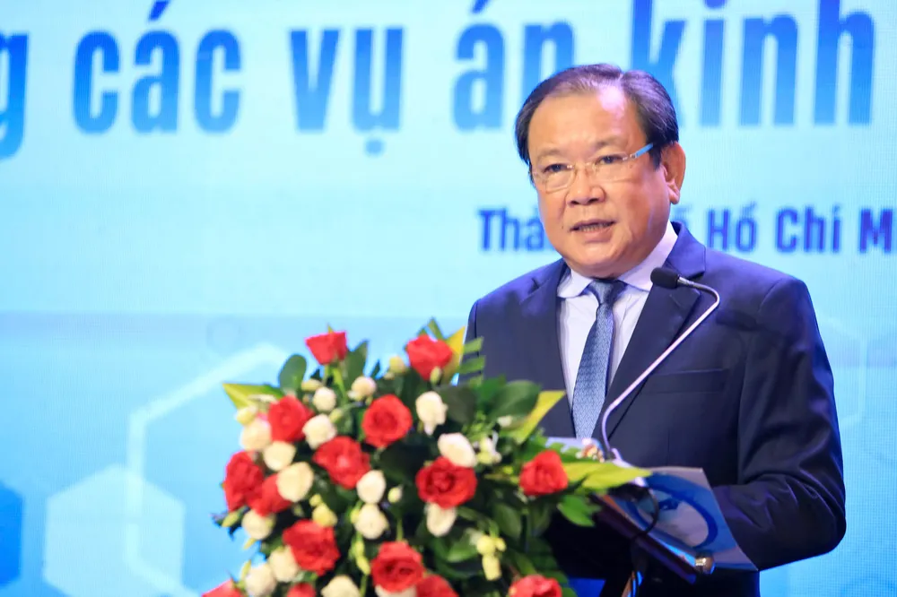 Ông Mai Ngọc Phước, Tổng biên tập báo Pháp Luật TP.HCM, phát biểu khai mạc Hội thảo. Ảnh: NGUYỆT NHI TBT.png