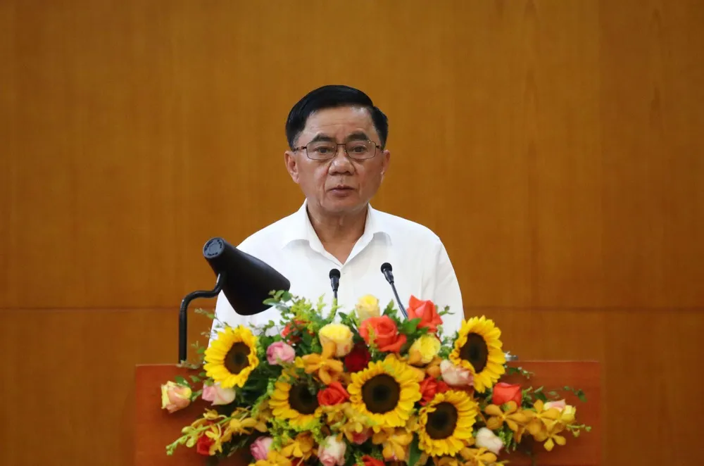 Chủ nhiệm Ủy ban Kiểm tra Trung ương Trần Cẩm Tú tại hội nghị ngày 25-4. Ảnh: UBKTTW.