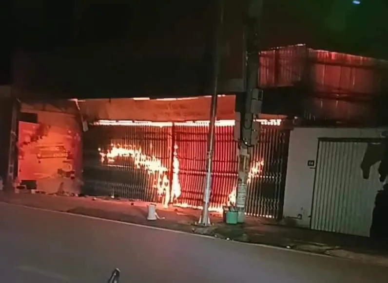 chay-chua-hang-gia-dung-Ha-Noi (3).jpg