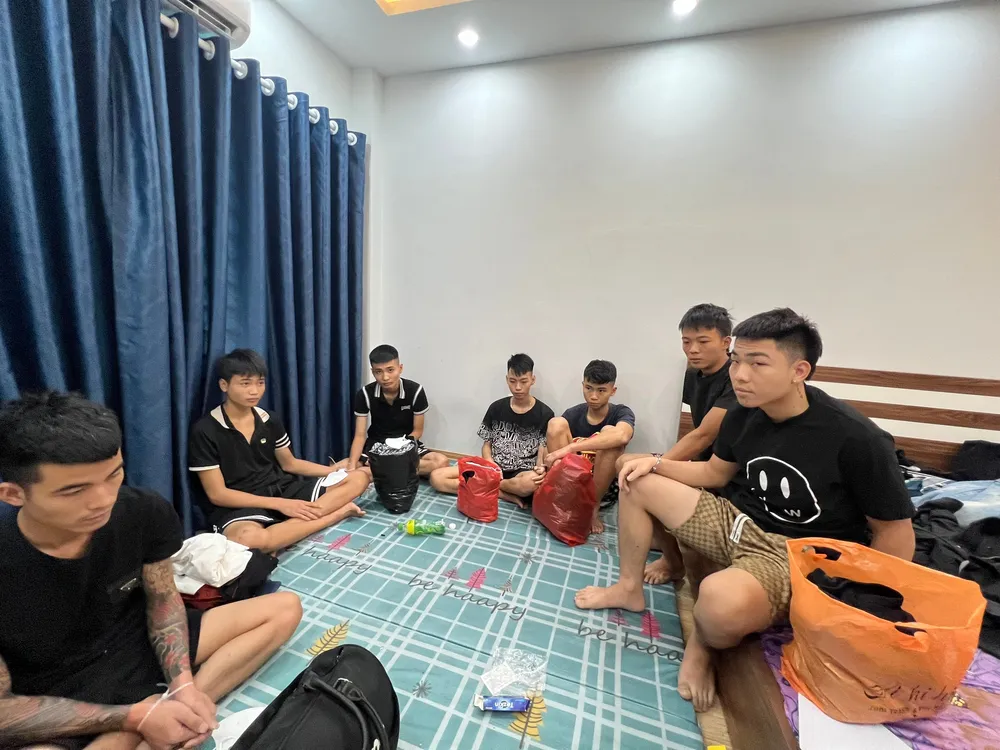 giả danh nhân viên y tế, lừa đảo khám bệnh định kỳ, cấp thuốc miễn phí