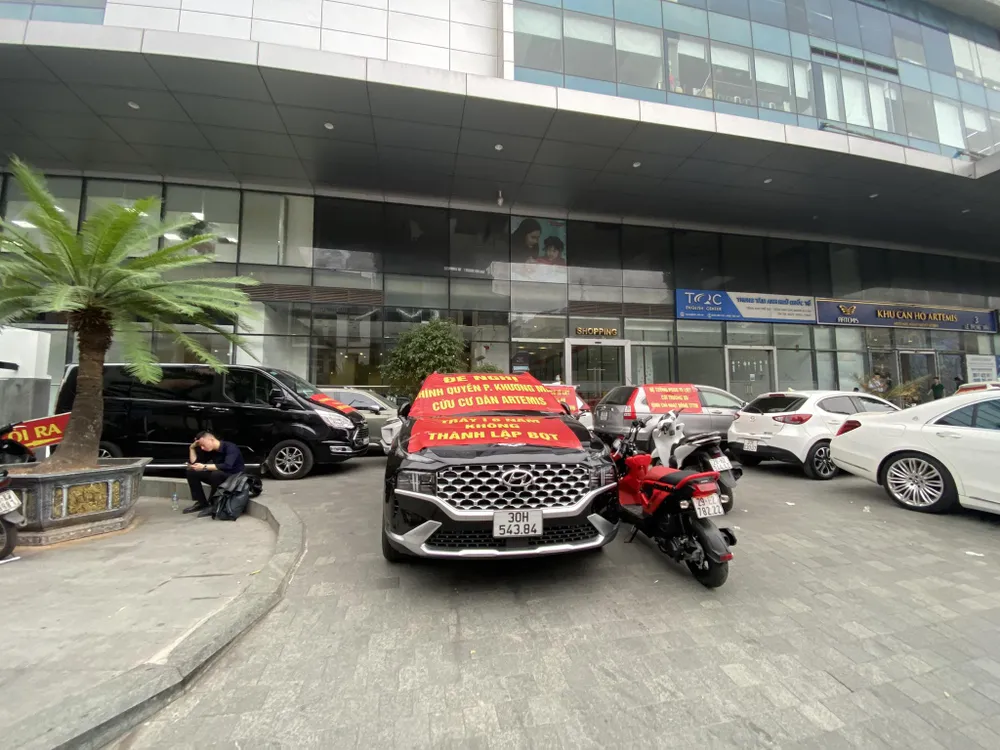 Tranh chấp chung cư Artemis nóng trở lại trong lúc quận đợi chỉ đạo của thành phố