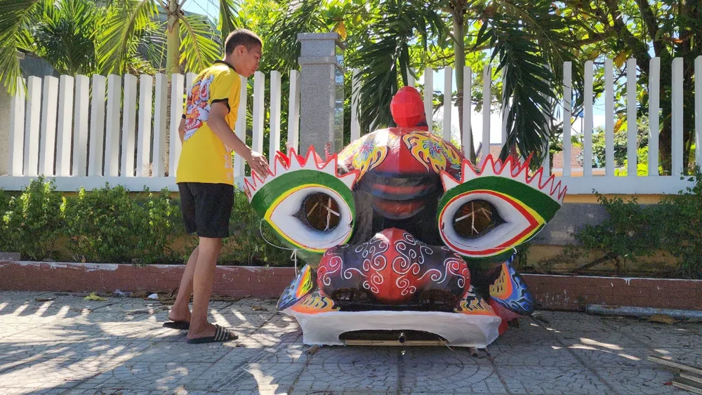 trung thu dau lan sieu to.jpg