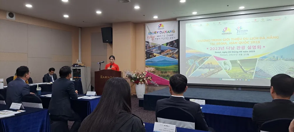Giới thiệu hình ảnh, con người Đà Nẵng (Việt Nam) đến với nước bạn Hàn Quốc. Ảnh: MT. da nang han quoc.jpg