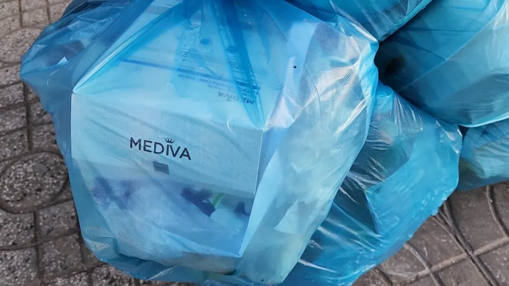 vien tham my medic skin da nang rac thai y te.jpg