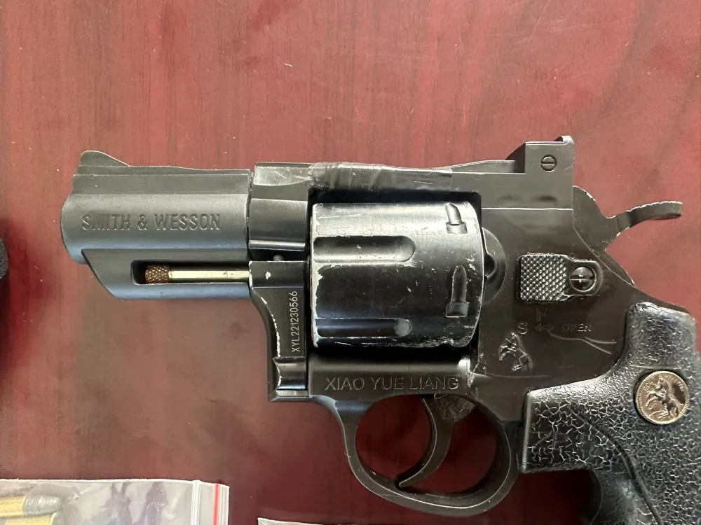 nhom thanh thieu nien sung.jpg