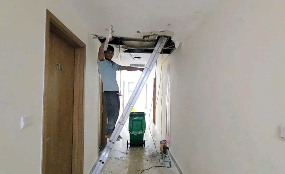 nuoc mua lam sap la phong noxh da nang.jpg