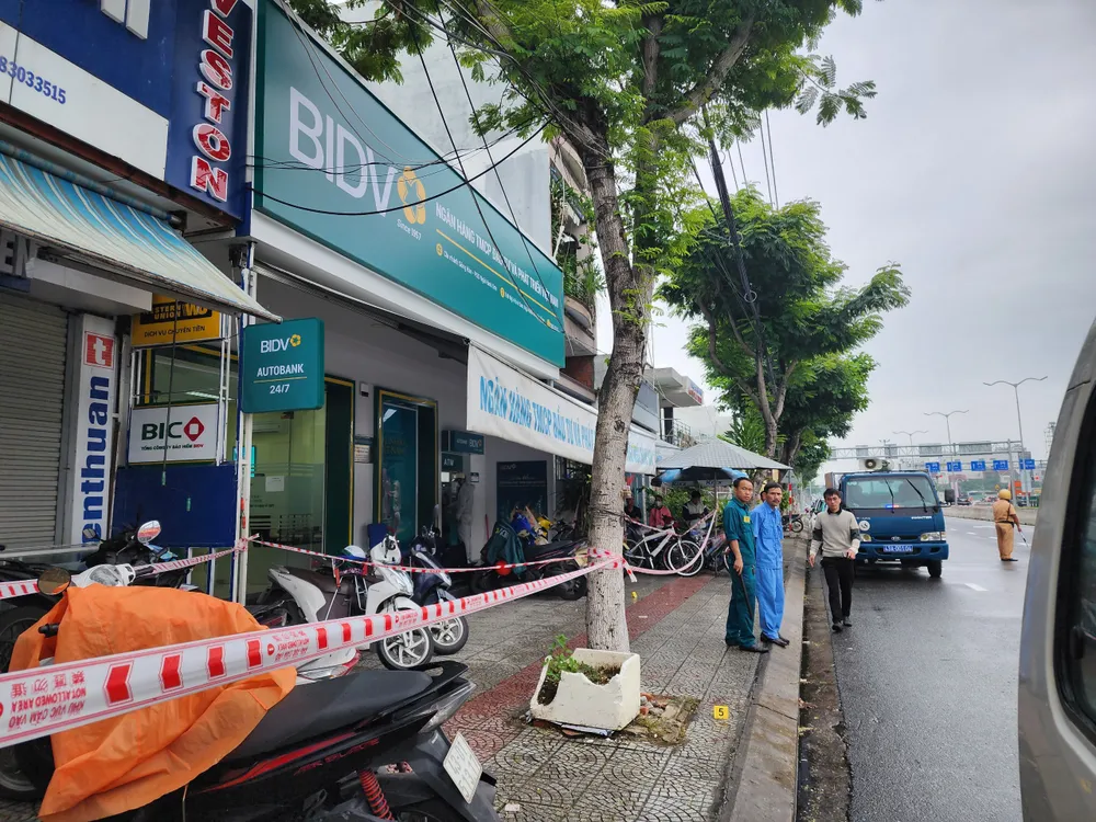 cướp ngân hàng.jpg