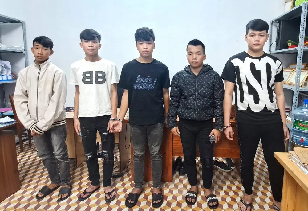 bắt giữ người trái pháp luật.jpg