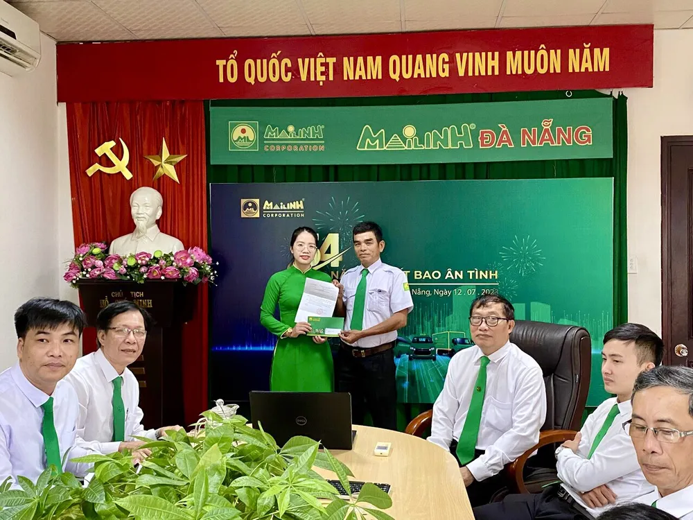 sản phụ sinh con