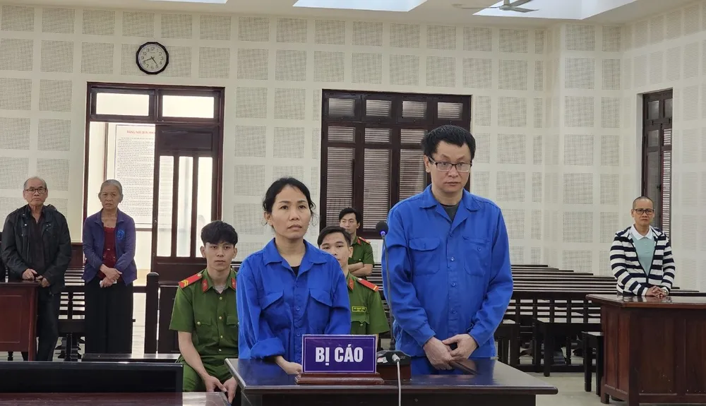 lừa đảo chiếm đoạt