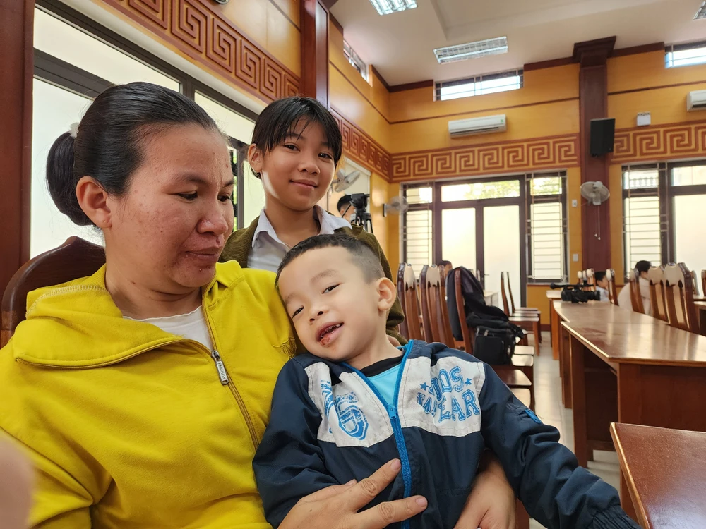 hoàn cảnh khó khăn