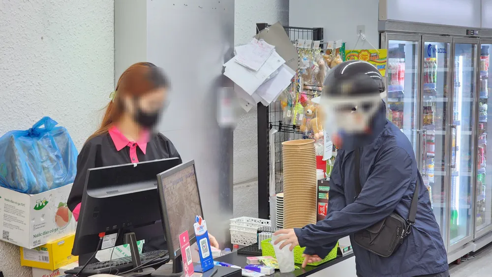 người đàn ông nước ngoài