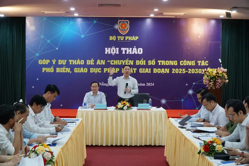 Tiến sĩ Lê Vệ Quốc phát biểu tại hội thảo. Ảnh: MT. chuyển đổi số trong phổ biến